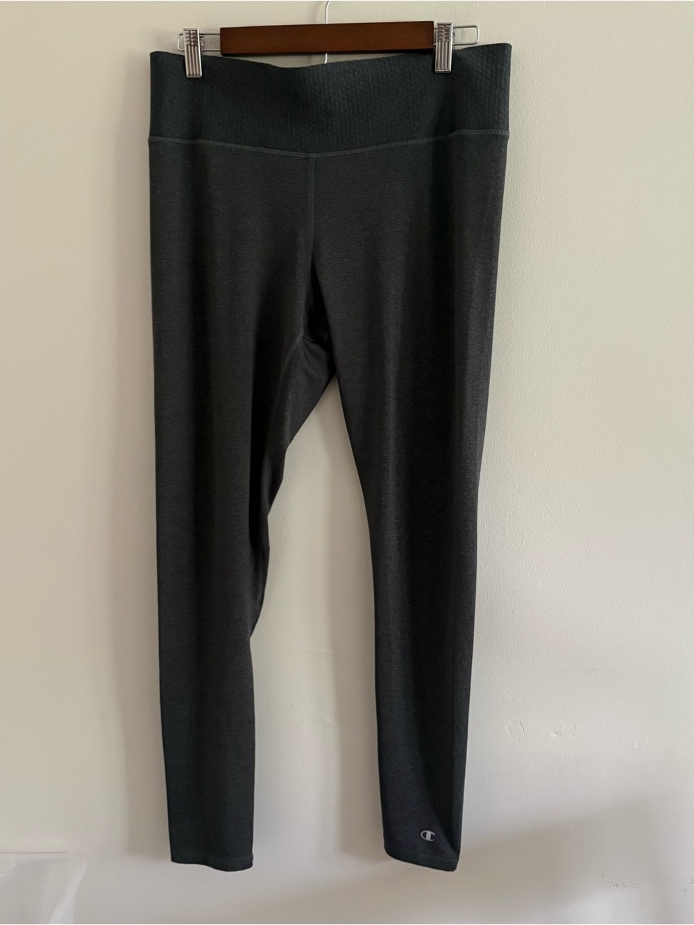 Champion Womens XL grey Leggings Ankle Length EUC